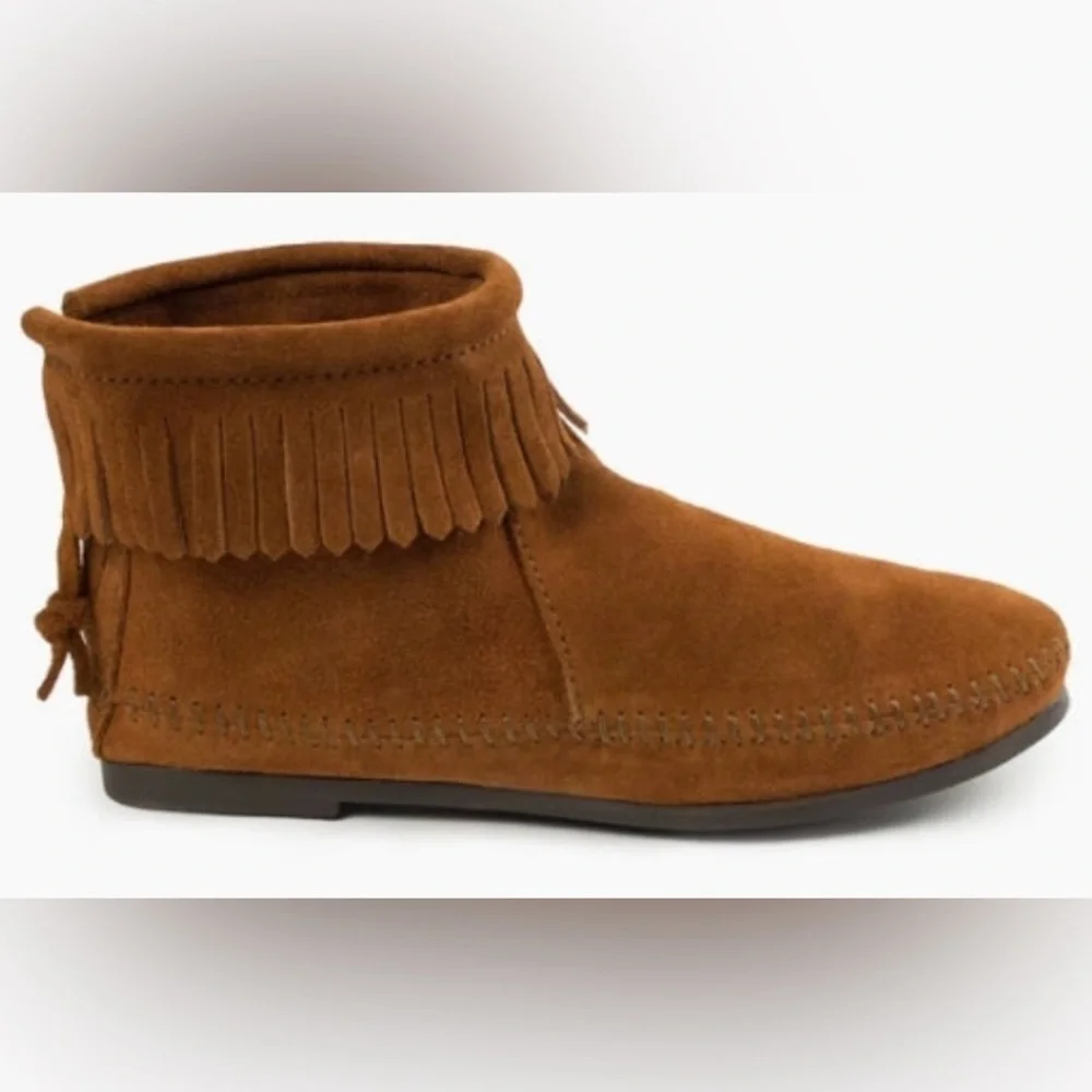 MINNETONKA Back Zip Hardsole Boot in Brown Suede
